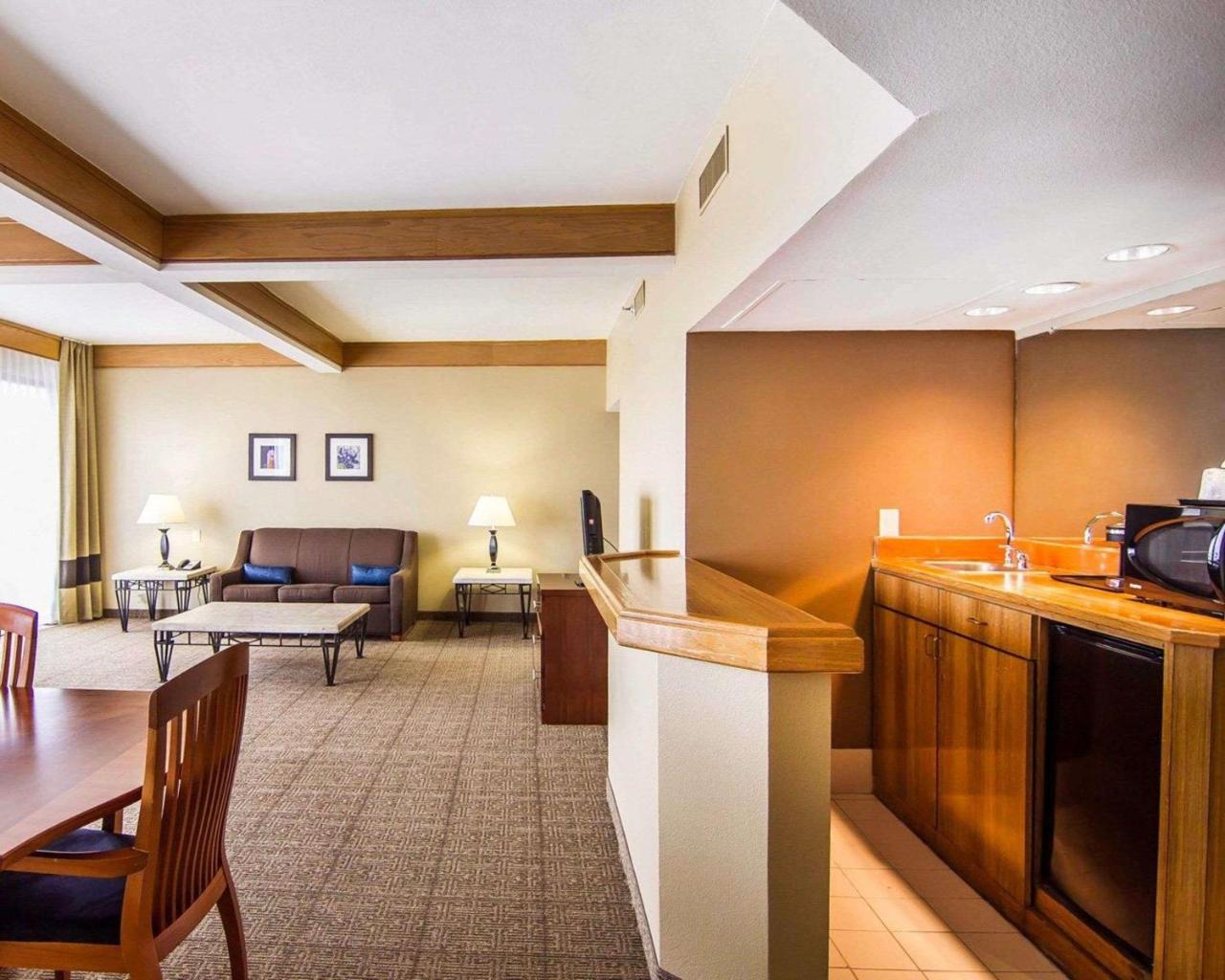 Comfort Inn & Suites Plano East Exteriér fotografie
